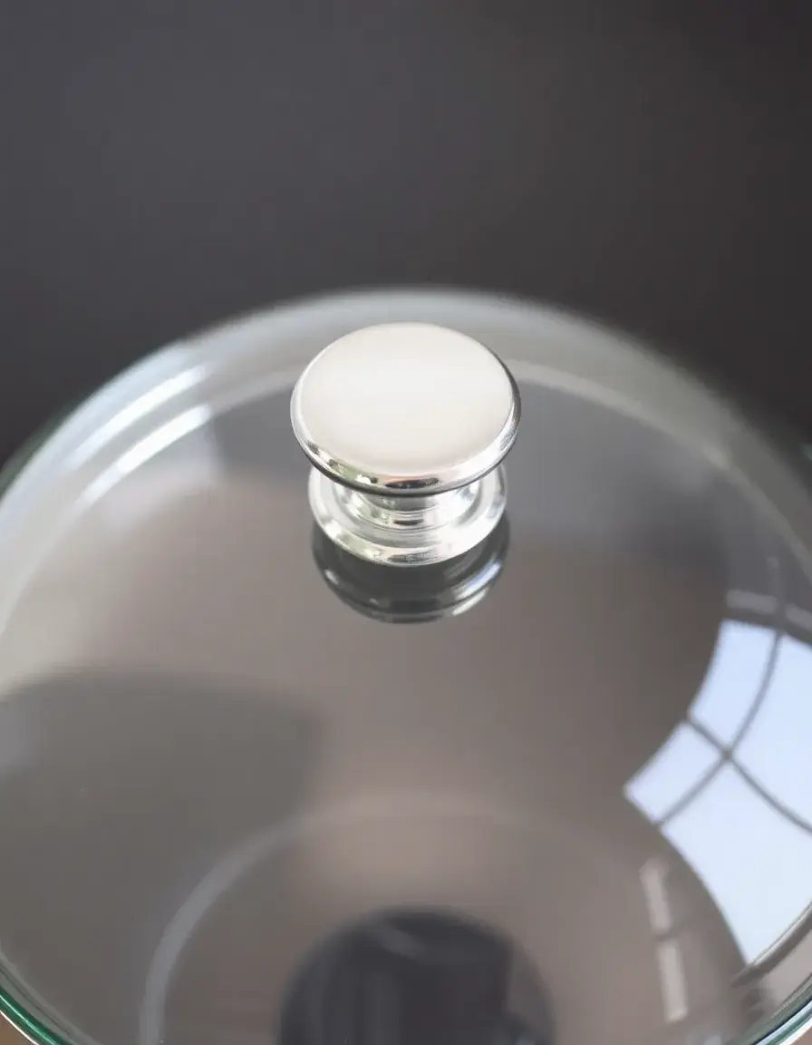 Couvercle de casserole en verre trempé avec poignée et trou d'aération